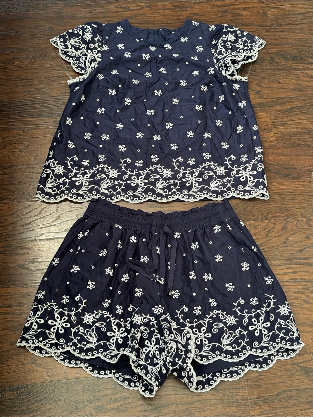 Lane Bryant Navy Embroidered High-Waist Shorts Set